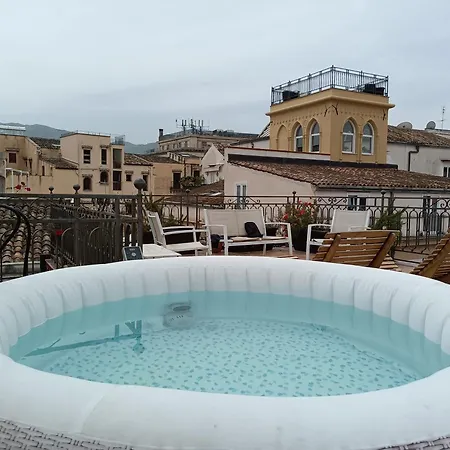 Sunny Loft With Terrace And Jacuzzi In The Centre Apartment *