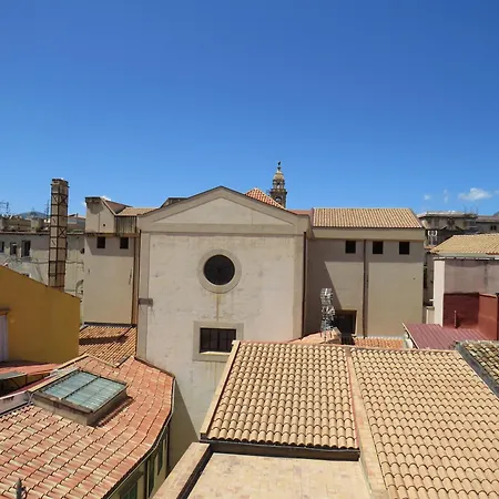 Sunny Loft With Terrace And Jacuzzi In The Centre Apartment Palermo