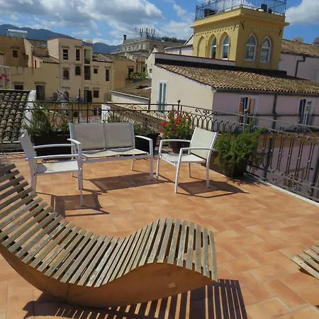 Apartment Sunny Loft With Terrace And Jacuzzi In The Centre Palermo