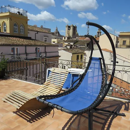 Sunny Loft With Terrace And Jacuzzi In The Centre
