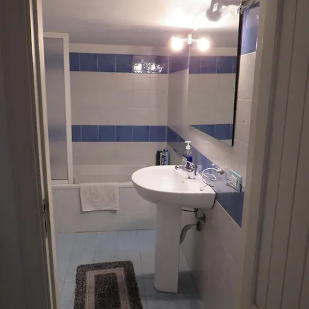 Apartment Sunny Loft With Terrace And Jacuzzi In The Centre