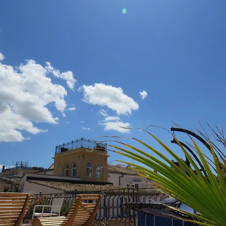 Sunny Loft With Terrace And Jacuzzi In The Centre Apartment Palermo